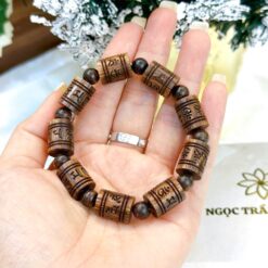 Vòng trầm hương từ thiên nhiên - Ngọc Trầm Hương Vòng trầm hương Trúc 12li khắc CNC (2)