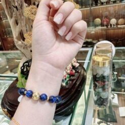 Vòng tay đá Kyanite mix charm vàng 24k