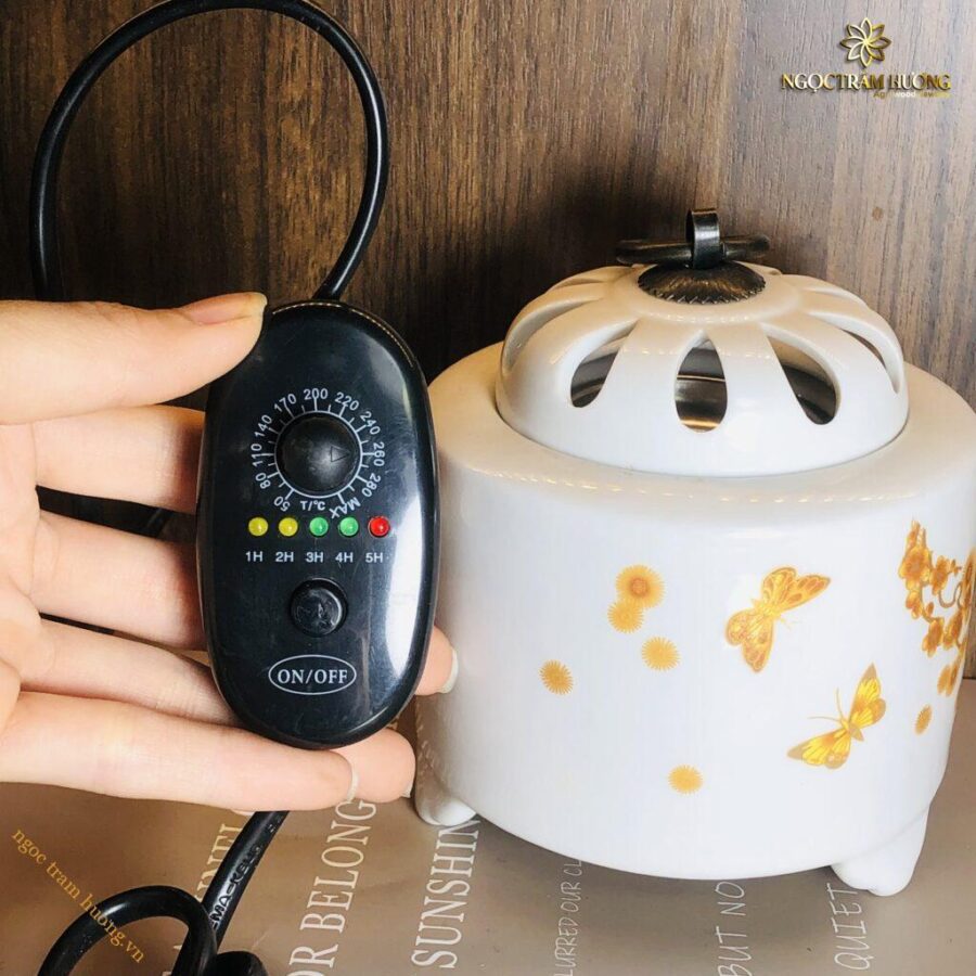 Lư xông điện trầm hương hoa mai vàng