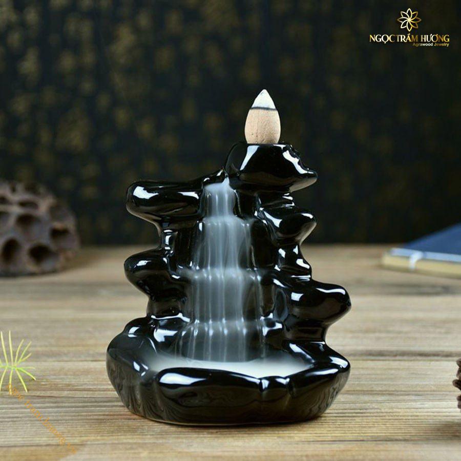 Vòng trầm hương từ thiên nhiên - Ngọc Trầm Hương Vòng trầm hương từ thiên nhiên - Ngọc Trầm Hương