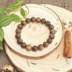 Vòng trầm banh Indo 10 li tự nhiên