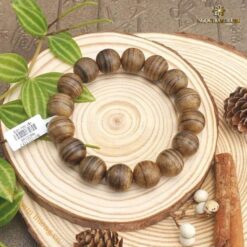 Vòng trầm hương Indo vằn tự nhiên