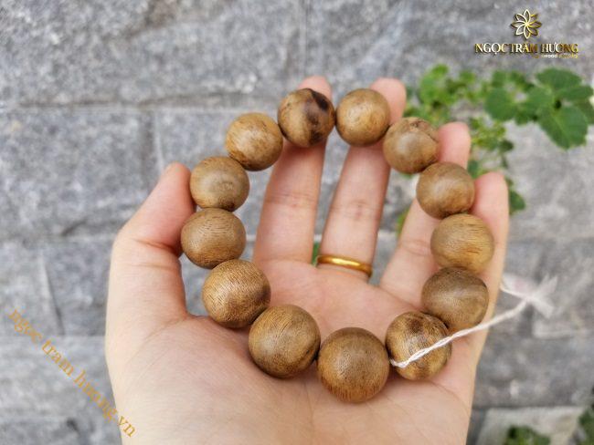 Vòng trầm tốc banh Cam tại Ngọc Trầm Hương