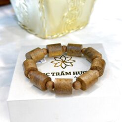 Vòng trầm hương từ thiên nhiên - Ngọc Trầm Hương Vòng trầm trúc Phước Sơn 14li tự nhiên (1)