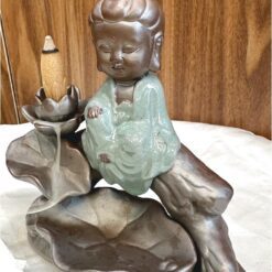 Vòng trầm hương từ thiên nhiên - Ngọc Trầm Hương